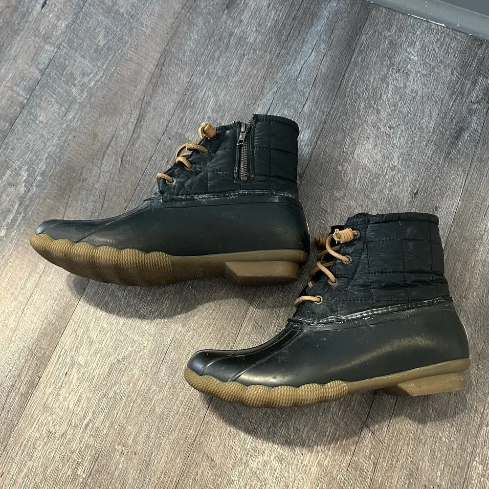 Sperry Women's Saltwater Quilted Duck Boots Black Waterproof Women's 10